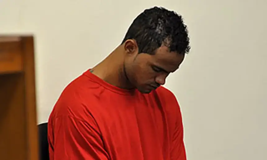 Justiça determina prisão do goleiro Bruno por descumprir condicional