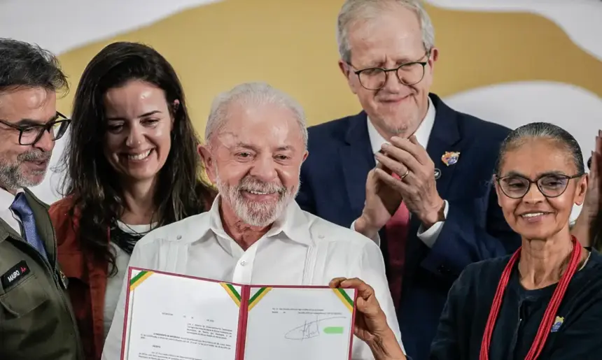 Lula anuncia prioridades para COP15 e cria unidades de conservação