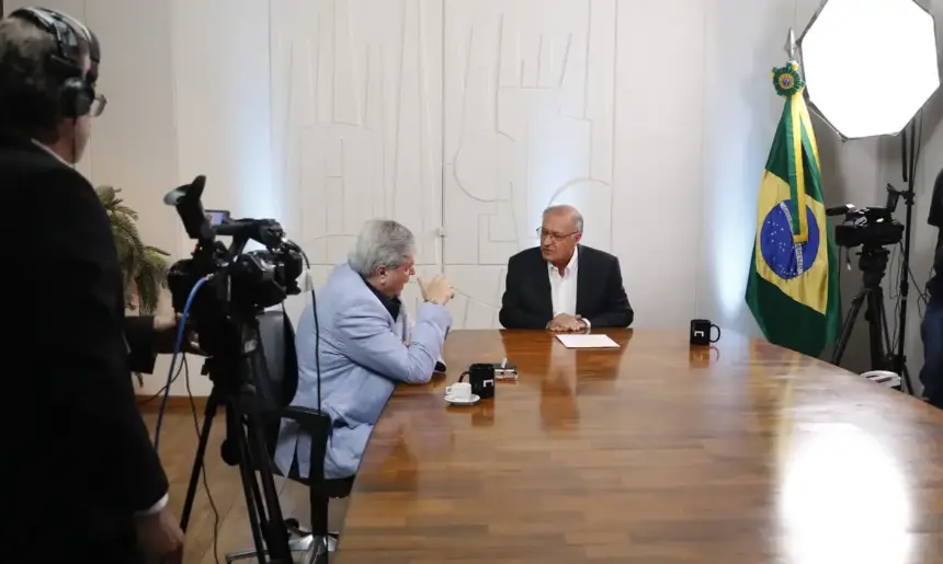 TV Brasil estreia programa Na Mesa com Datena nesta terça-feira
