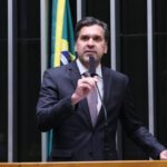 Câmara aprova uso de reconhecimento facial em transportes e vias públicas