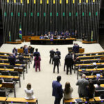 Câmara vota regime que permite socorrer ou liquidar bancos