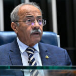 Chico Rodrigues anuncia voto a favor do fim da escala 6x1